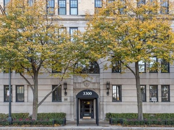 3300 N LAKE SHORE Drive, Unit 15A, Chicago, IL 60657