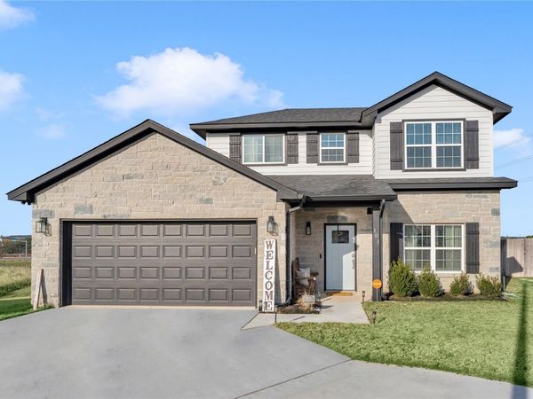 101 Cailin CT, Burnet, TX 78611