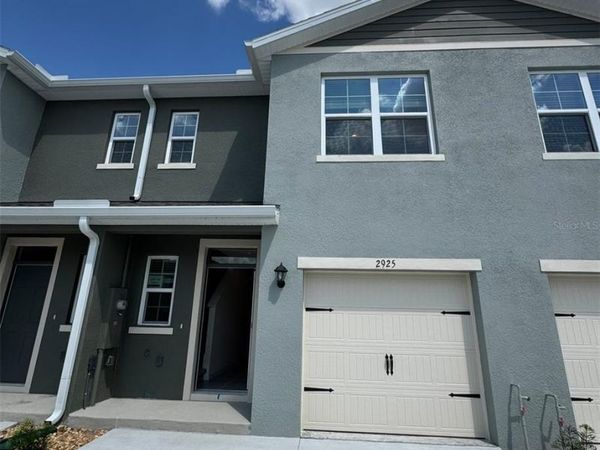 2925 CANARY AVENUE, DAVENPORT, FL 33837