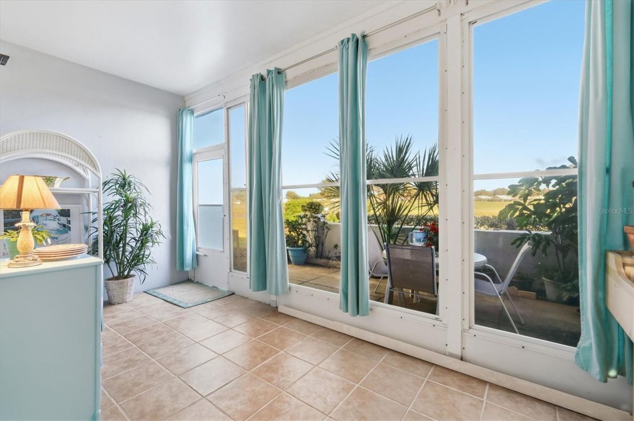 404 Cerromar Circle N, Unit 116, Venice, FL 34293 Photo