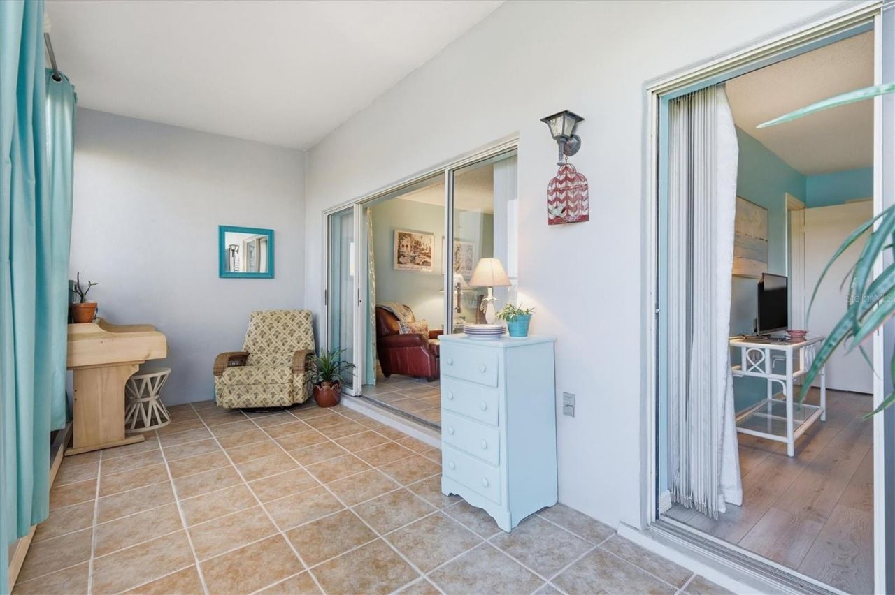 404 Cerromar Circle N, Unit 116, Venice, FL 34293 Photo