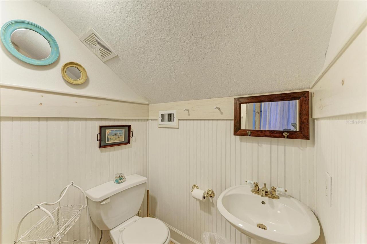 2308 Canasta Drive, Bradenton Beach, FL 34217 Photo