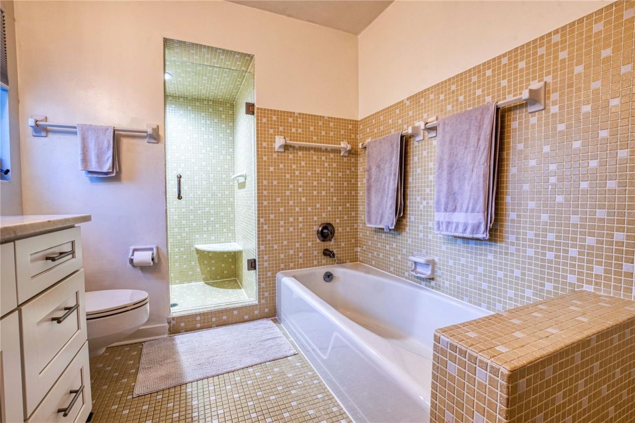 1809 Pepperidge Drive, Orlando, FL 32806 Photo