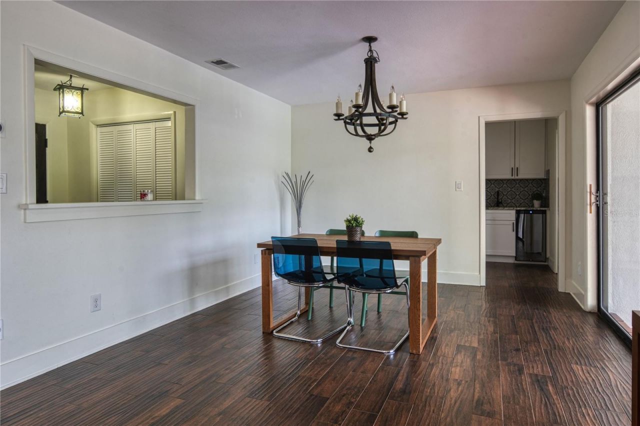 1809 Pepperidge Drive, Orlando, FL 32806 Photo