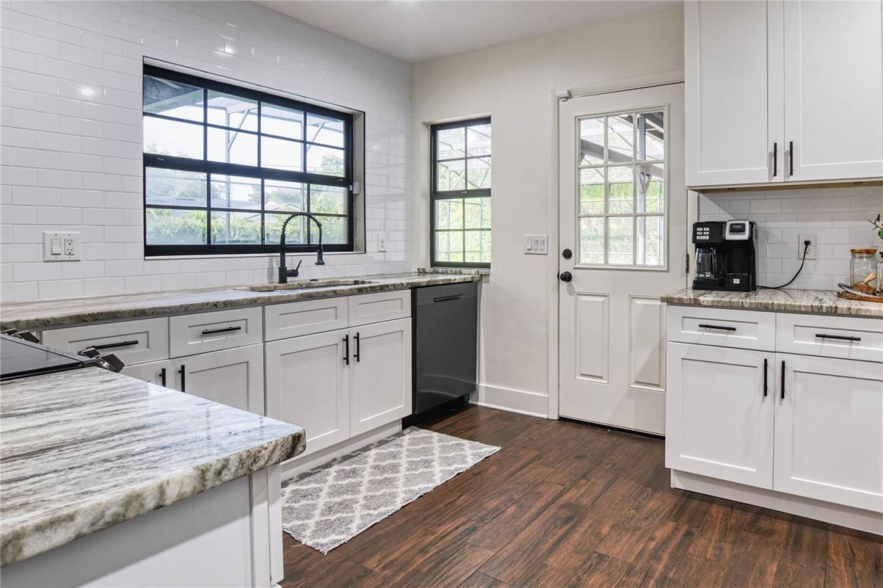 1809 Pepperidge Drive, Orlando, FL 32806 Photo