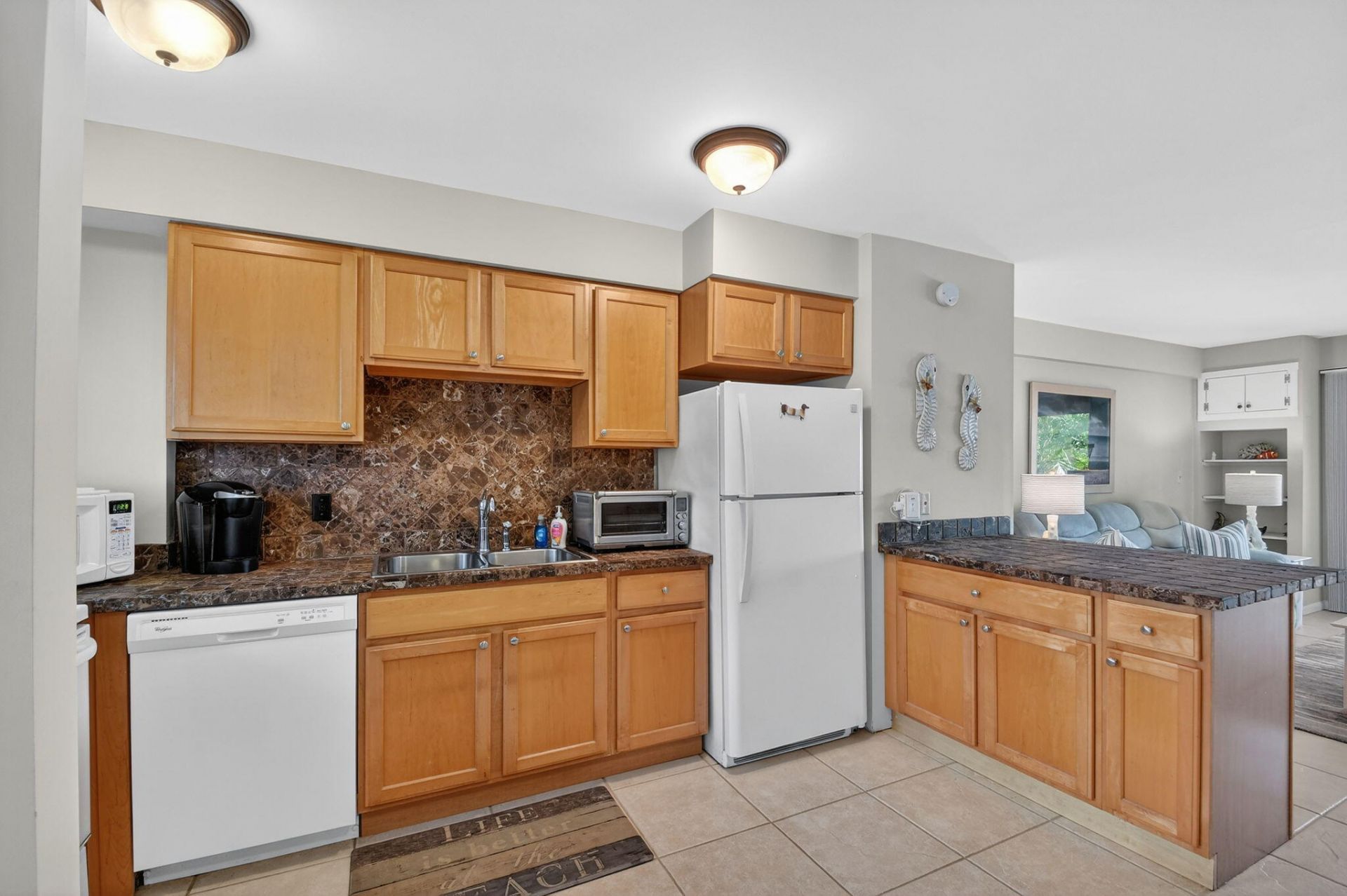 33 Ocean Avenue, Unit 202, Palm Beach Shores, FL 33404 Photo