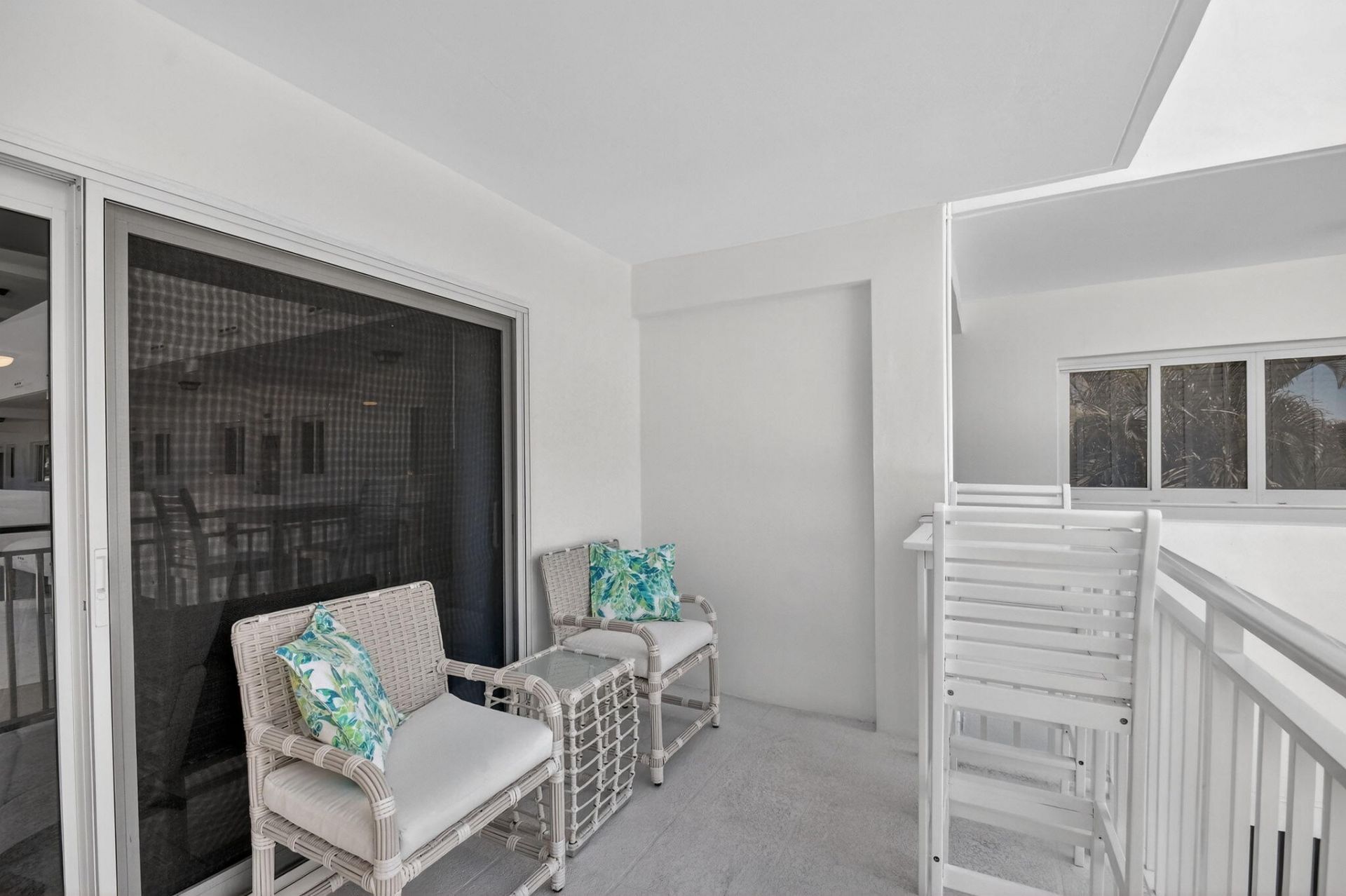 33 Ocean Avenue, Unit 202, Palm Beach Shores, FL 33404 Photo