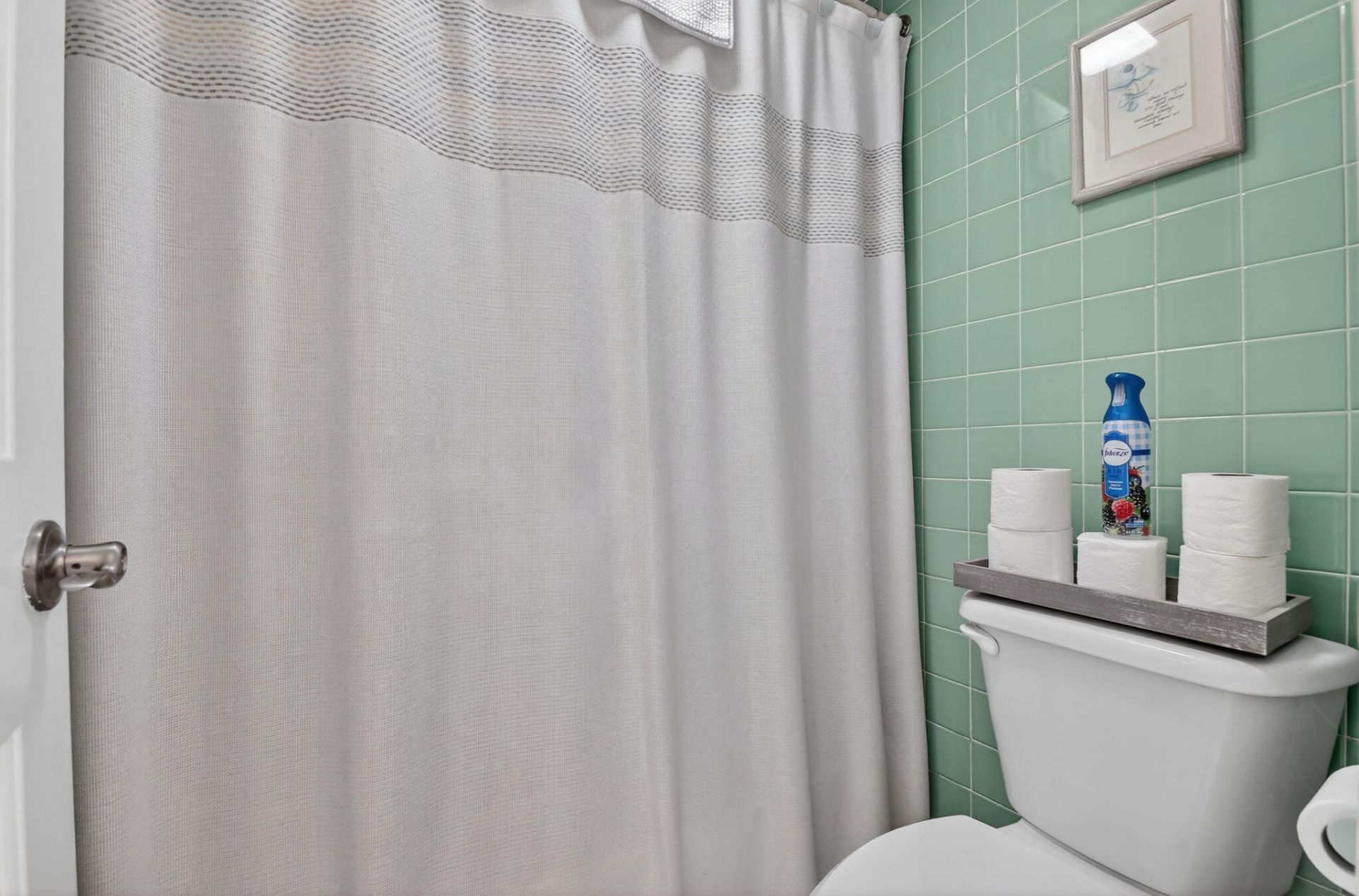 33 Ocean Avenue, Unit 202, Palm Beach Shores, FL 33404 Photo