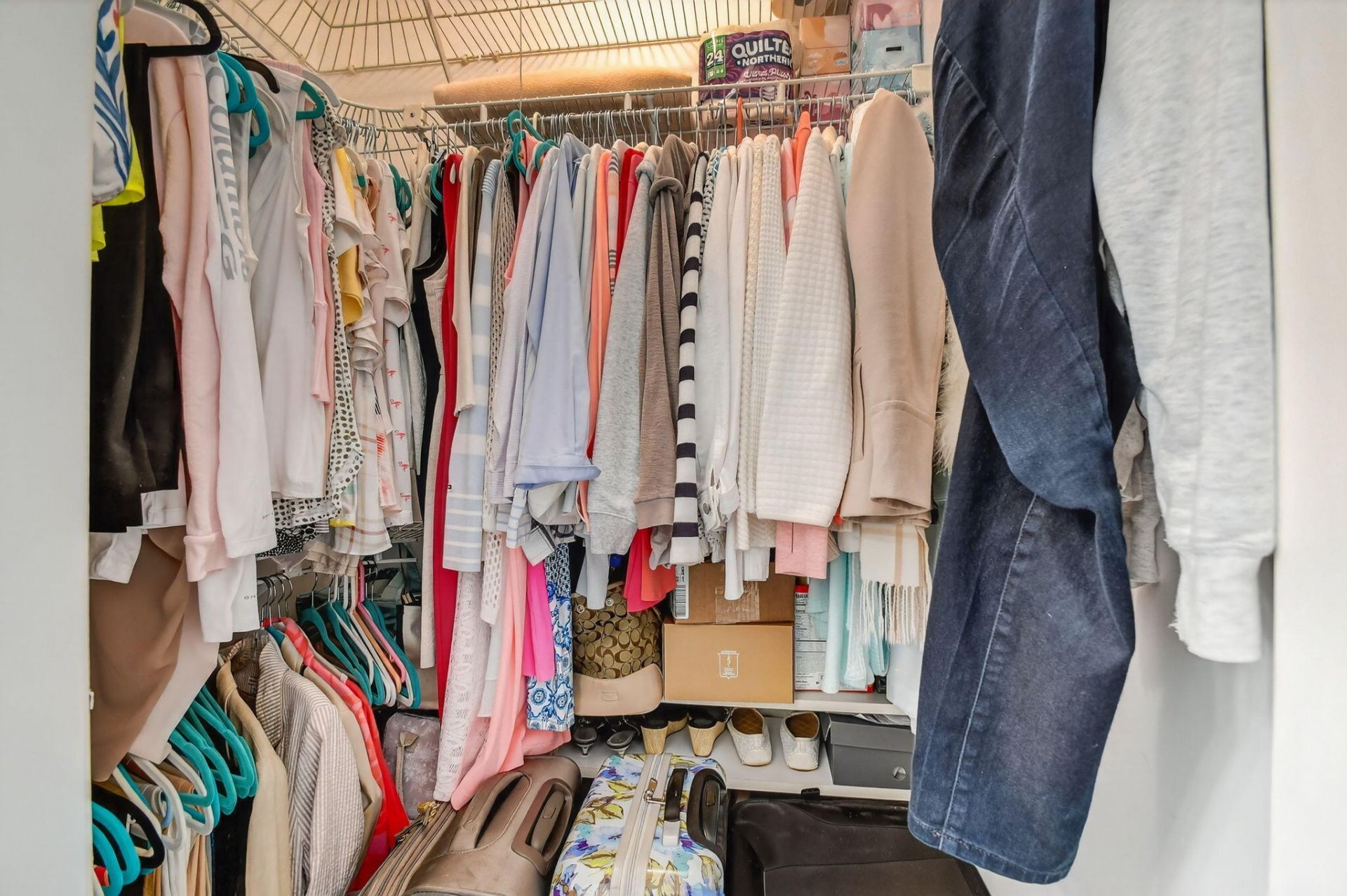 33 Ocean Avenue, Unit 202, Palm Beach Shores, FL 33404 Photo