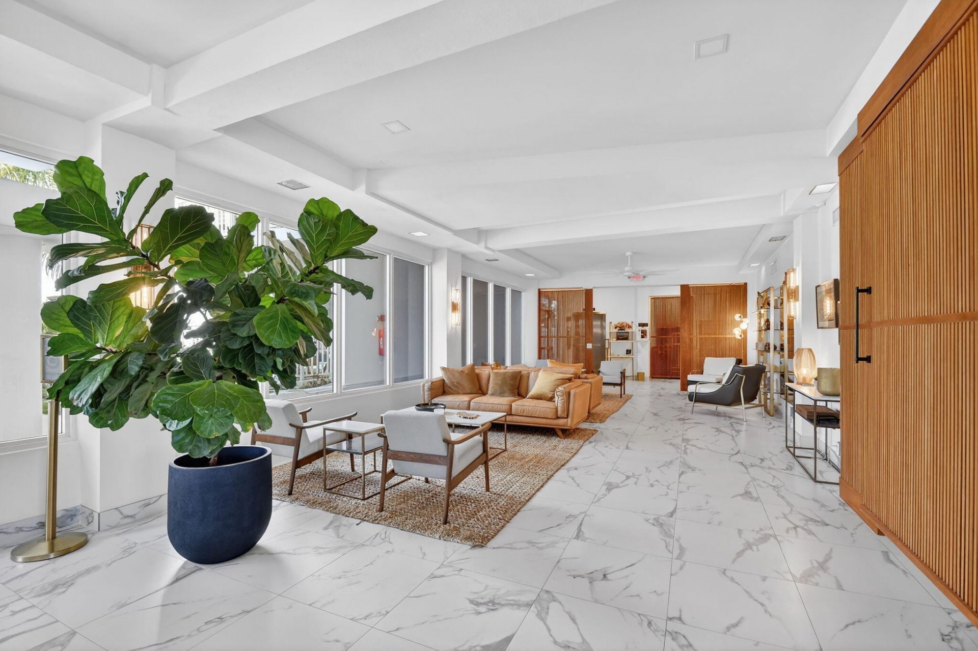 33 Ocean Avenue, Unit 202, Palm Beach Shores, FL 33404 Photo