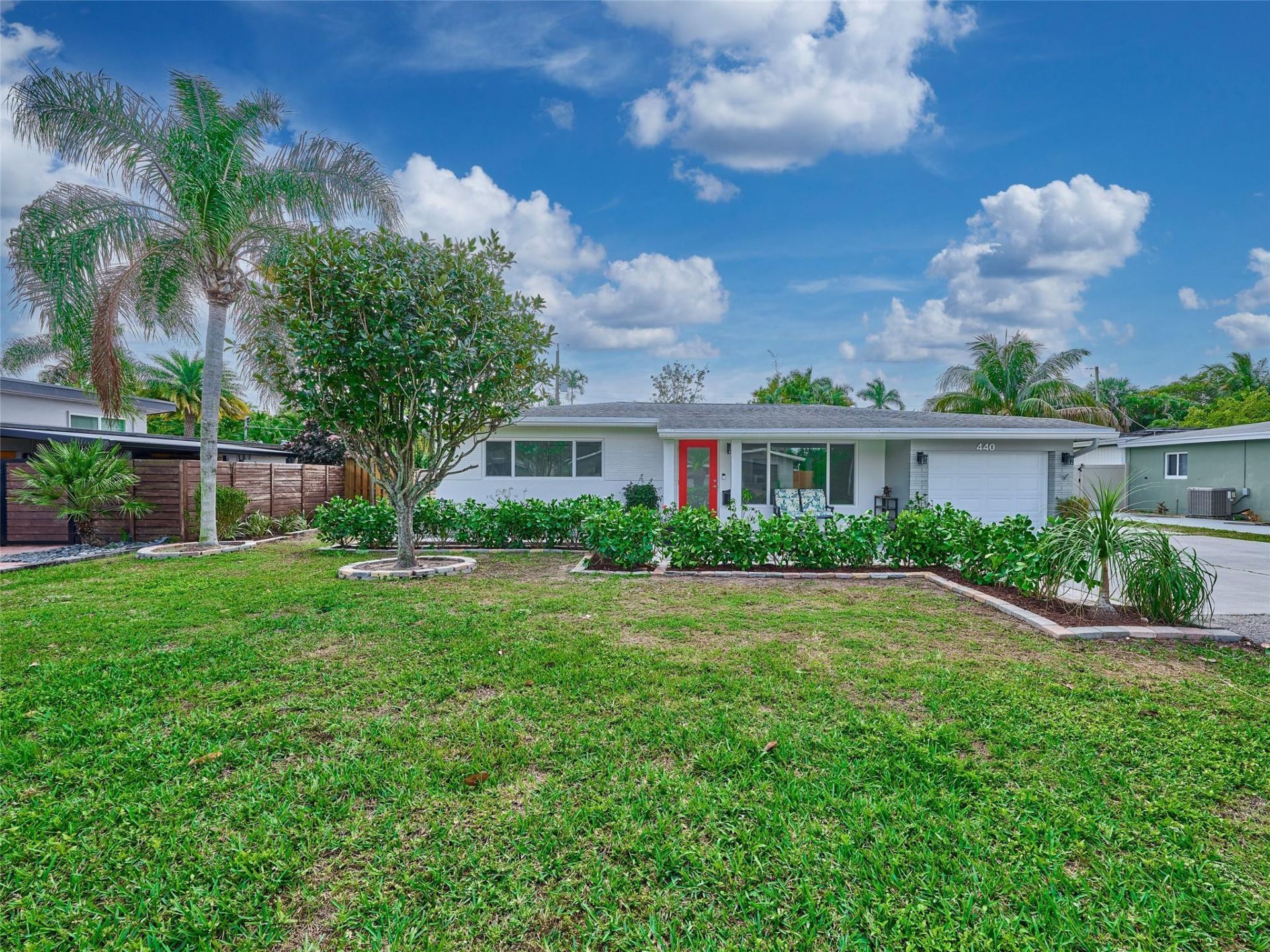 440 NW 37th Street, Oakland Park, FL 33309 Main Photo