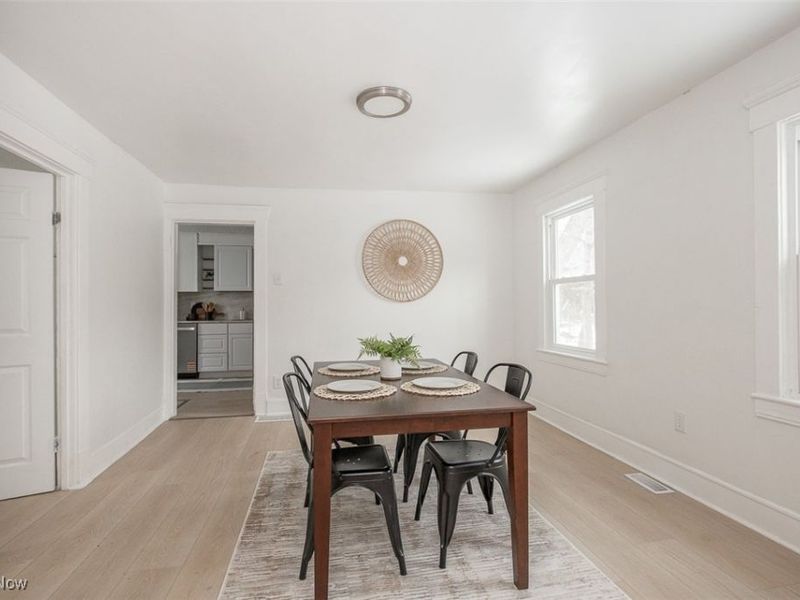 6210 Pear Avenue, Cleveland, OH 44102 Photo 6