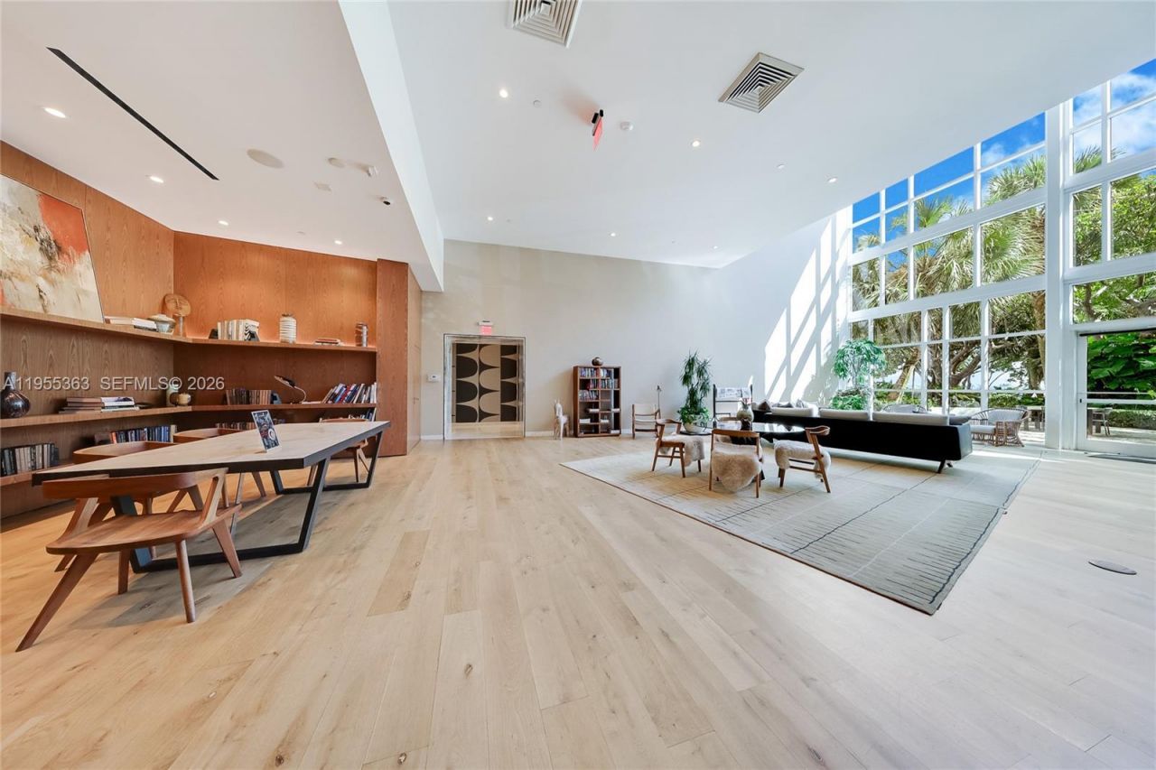 2020 N Bayshore Dr, Unit 1205, Miami, FL 33137 Photo