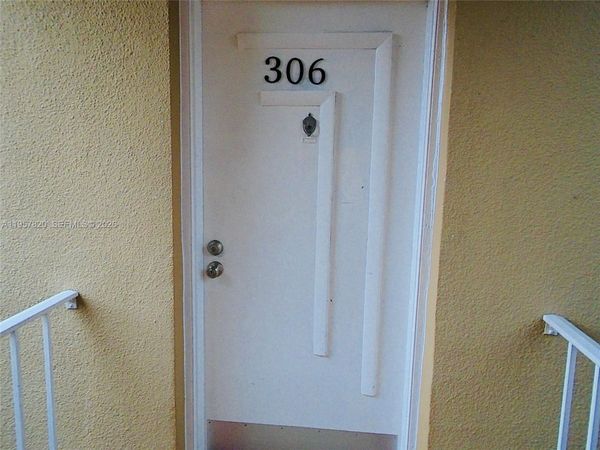 4215 N University Dr, Unit 306, Sunrise, FL 33351