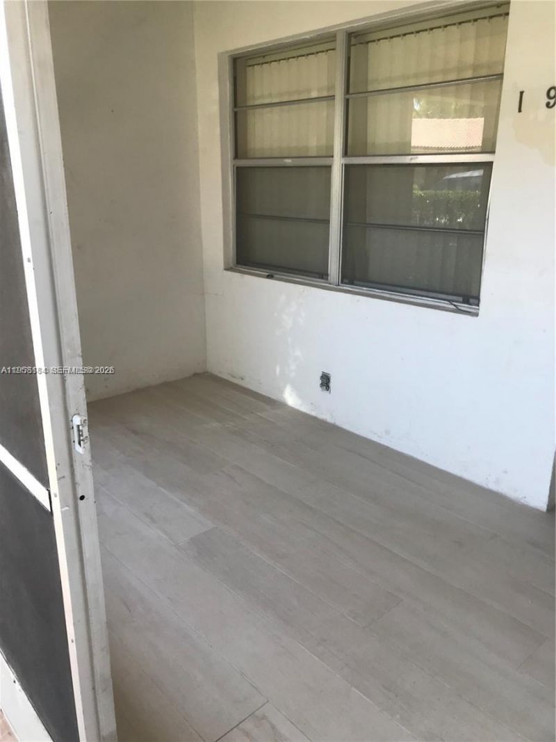 501 Blue Heron Dr, Unit 109-A, Hallandale Beach, FL 33009 Photo