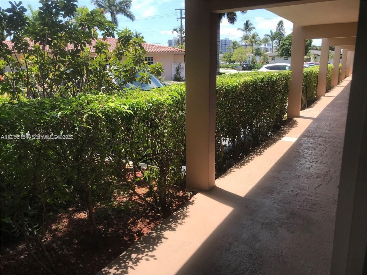 501 Blue Heron Dr, Unit 109-A, Hallandale Beach, FL 33009 Photo