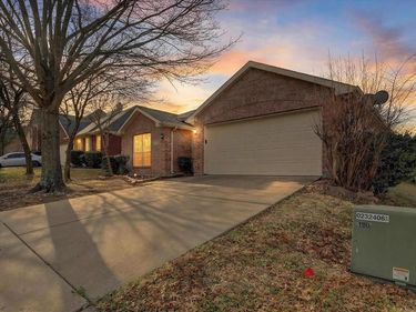 8417 Romanway Drive, Dallas, TX 75249