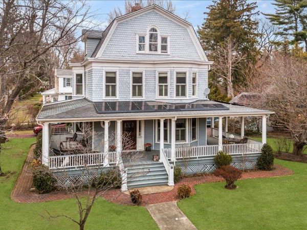 102 Sea Cliff Avenue, Sea Cliff, NY 11579