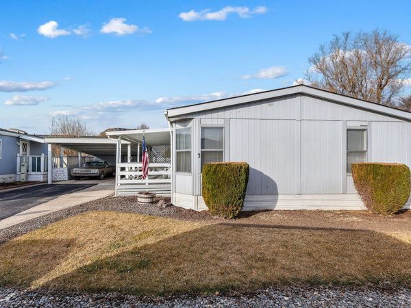 185 NW Harwood Street, Unit SPC 3, Prineville, OR 97754