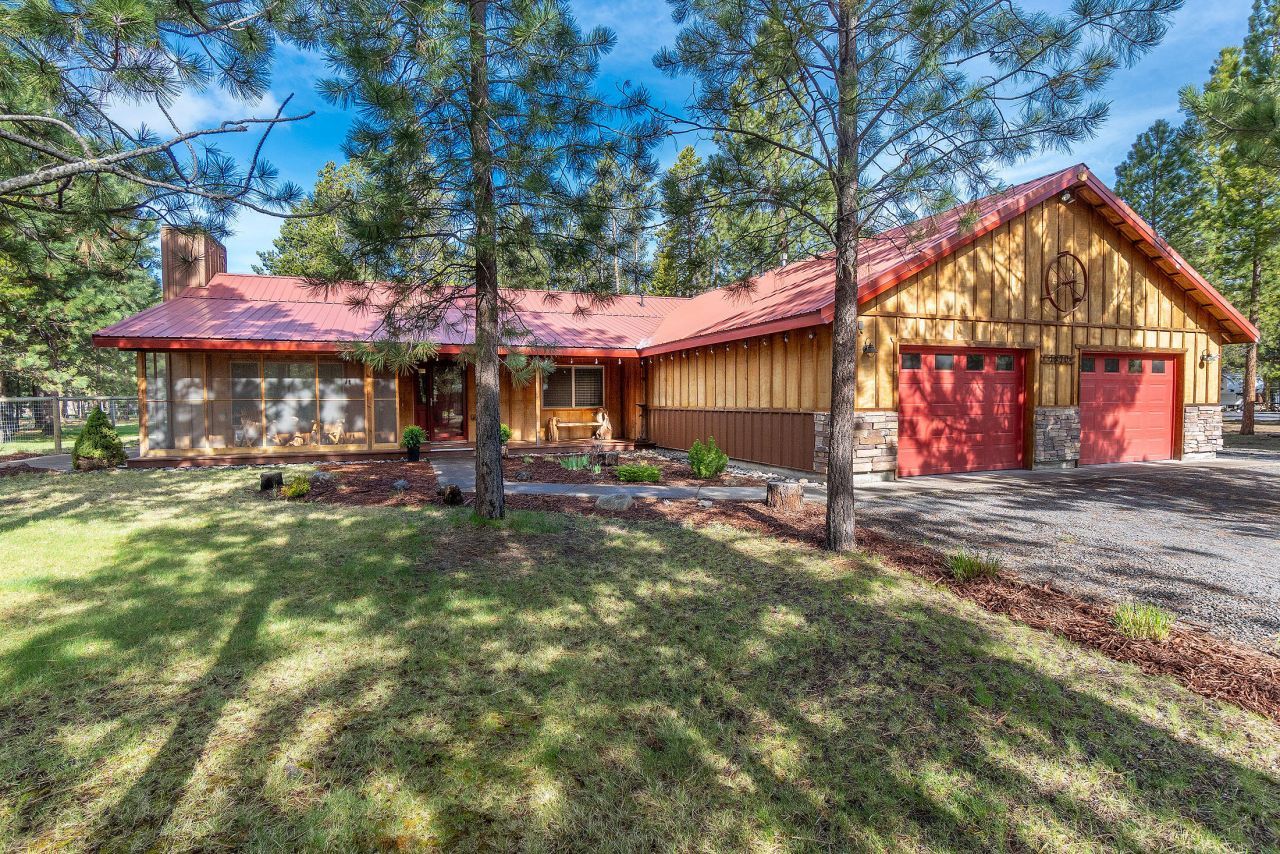 1870 Iron Wheel Court, La Pine, OR 97739 Main Photo