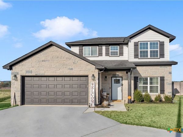 101 Cailin Court, Burnet, TX 78611