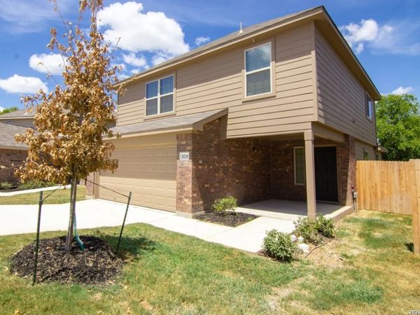 8210 Tesoro Hills, San Antonio, TX 78242