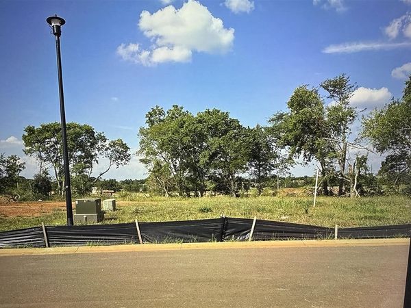 Lot 50 Southall Boulevard , Bowling Green, KY 42101