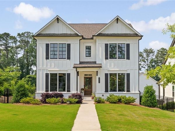 3230 Rockbridge Road, Avondale Estates, GA 30002