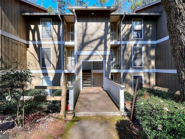 5137 Roswell Road, Unit 6, Sandy Springs, GA 30342