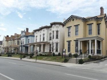 275 S Limestone, Unit 115, Lexington, KY 40508