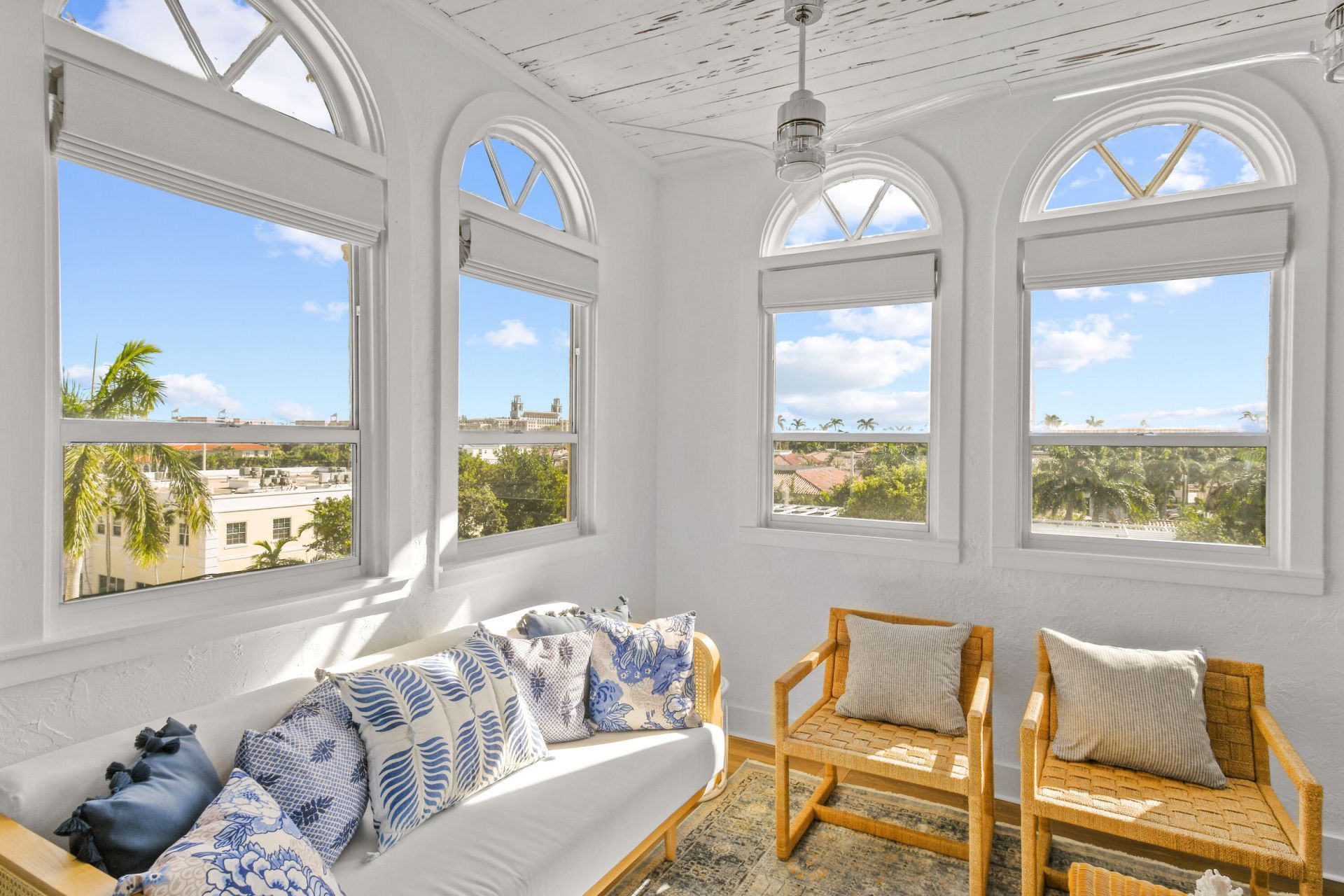 235 Sunrise Avenue, Unit Ph6, Palm Beach, FL 33480 Photo