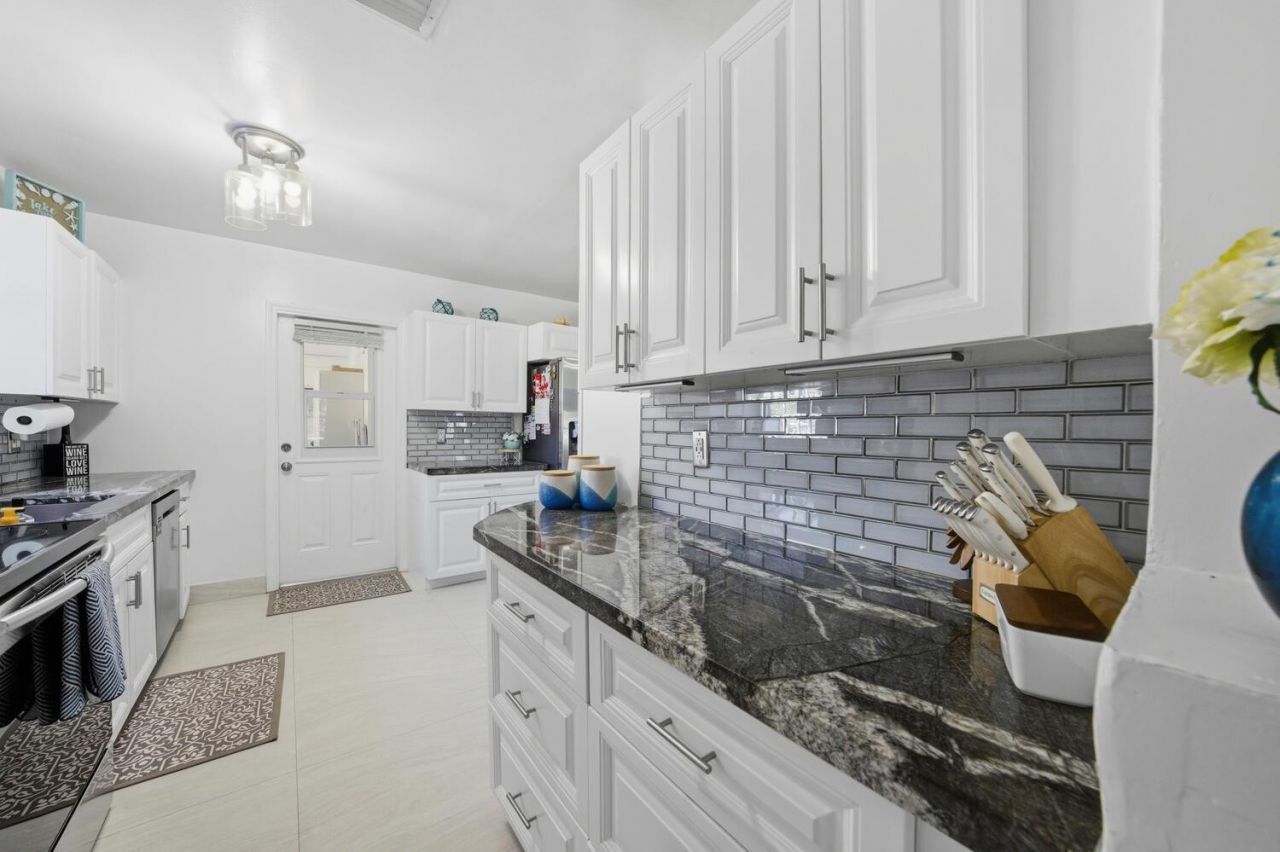 1308 SW 17th Avenue, Fort Lauderdale, FL 33312 Photo