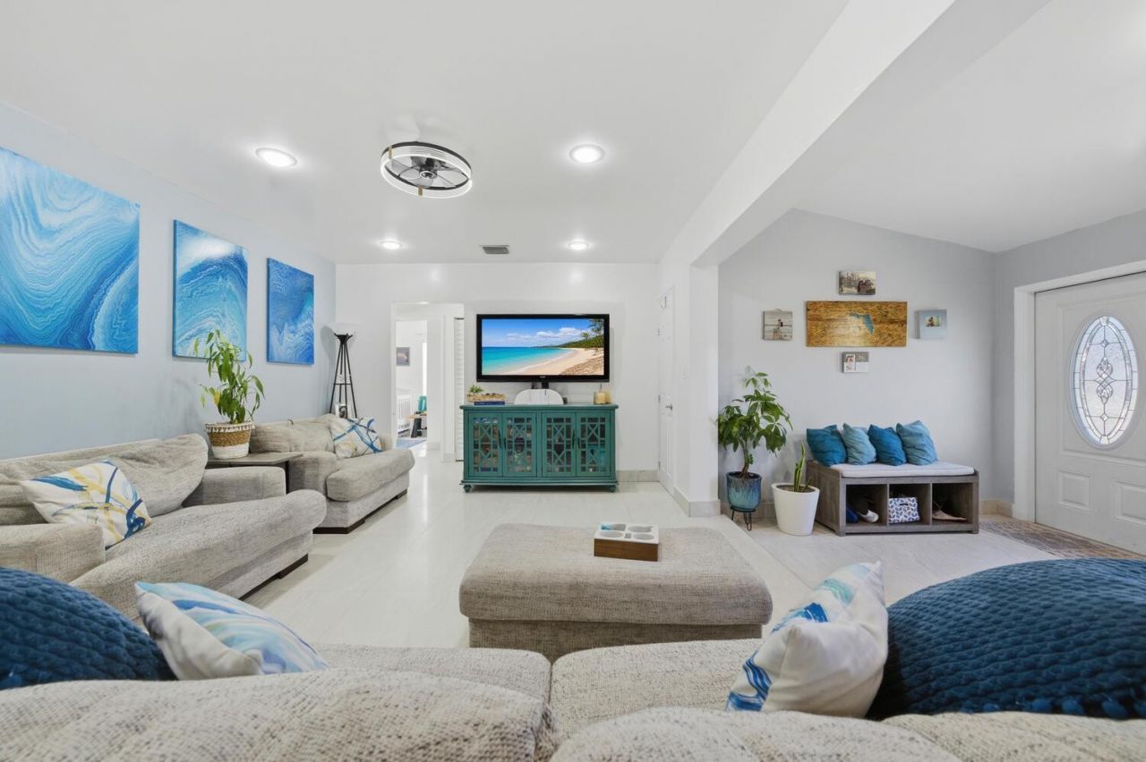 1308 SW 17th Avenue, Fort Lauderdale, FL 33312 Photo