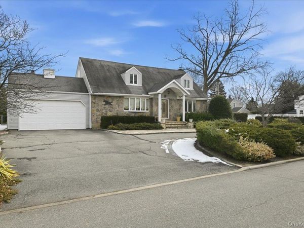 146 Longwood Avenue, Westbury, NY 11590