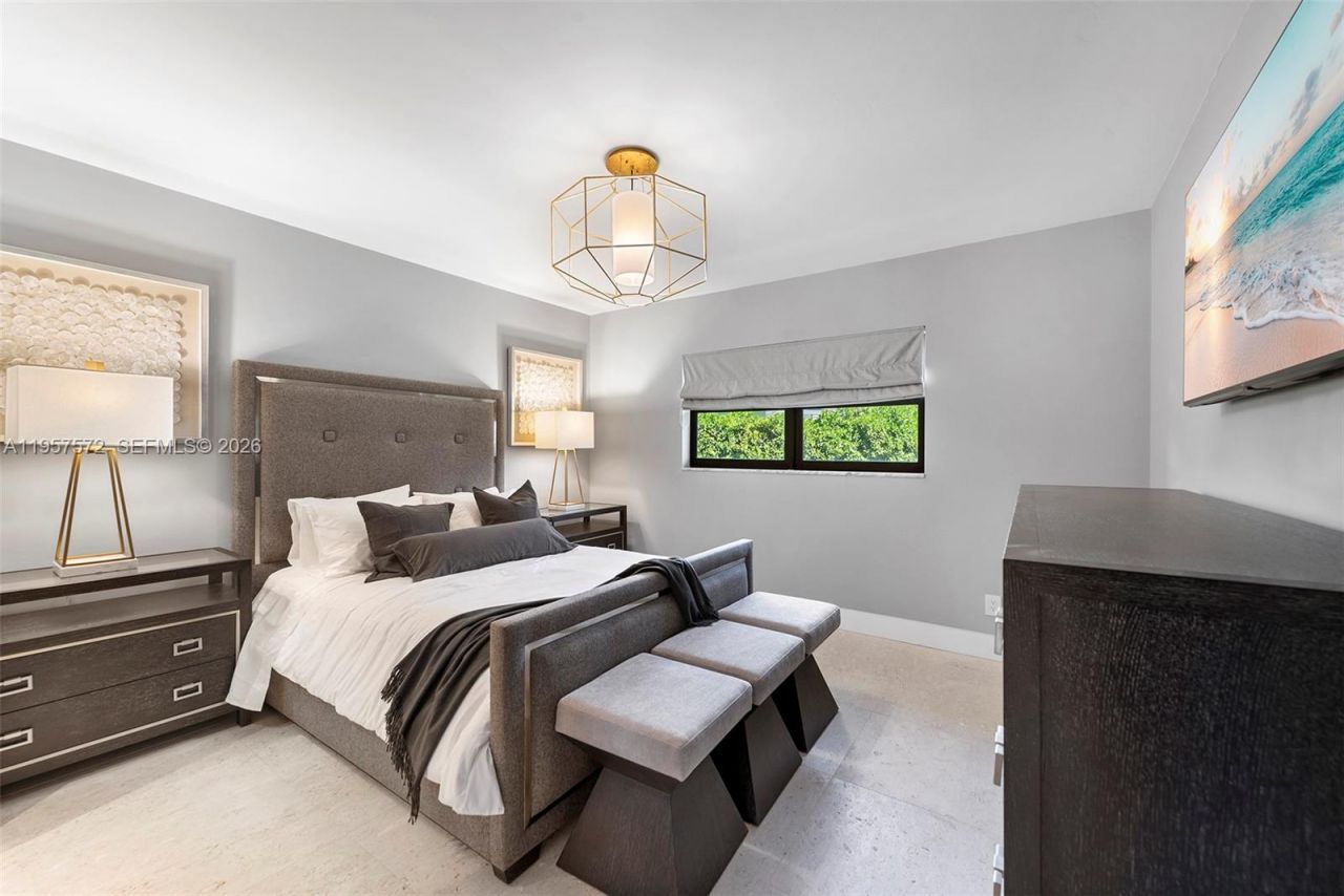 540 Reinante Ave, Coral Gables, FL 33156 Photo