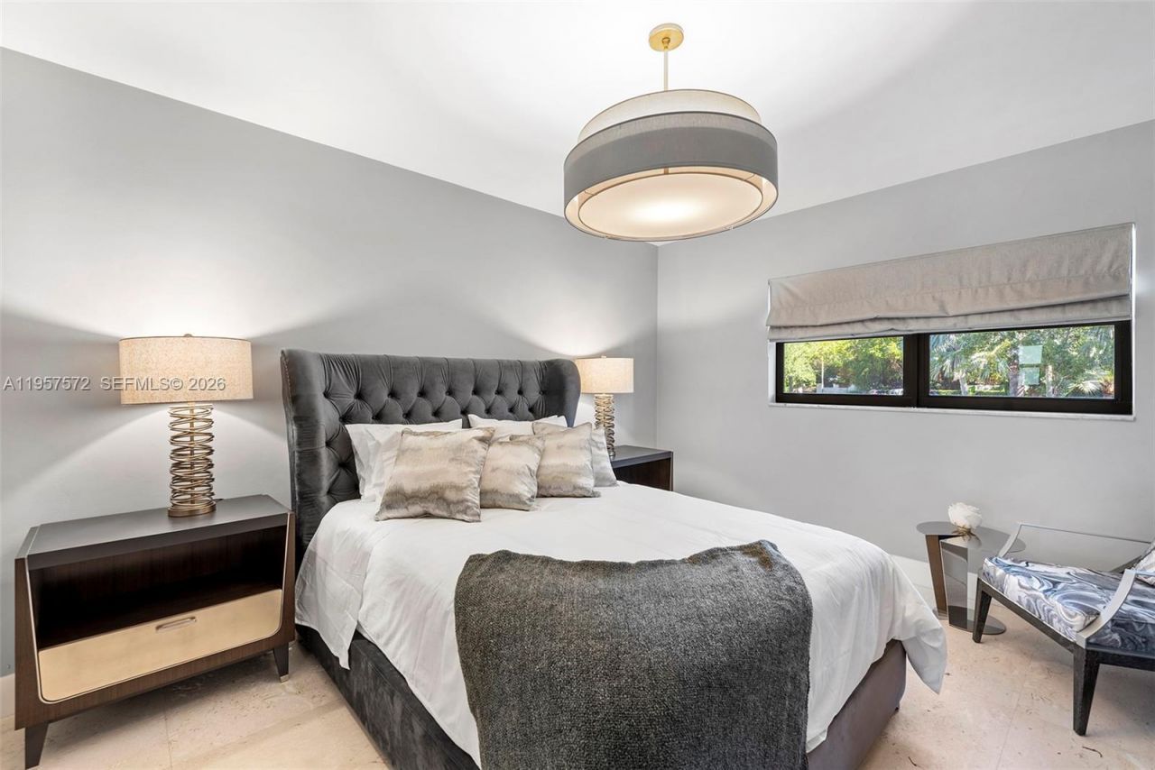 540 Reinante Ave, Coral Gables, FL 33156 Photo