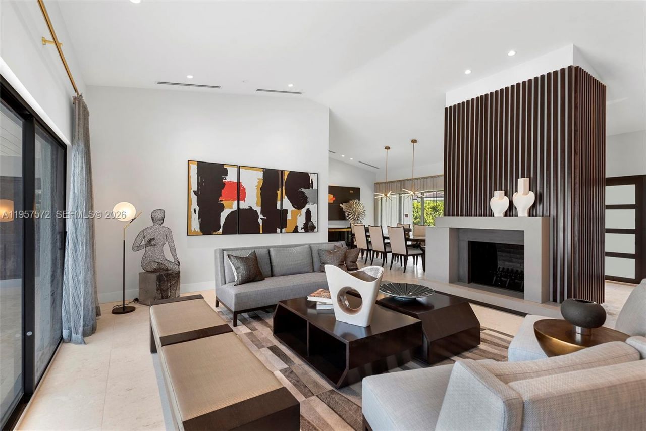 540 Reinante Ave, Coral Gables, FL 33156 Photo