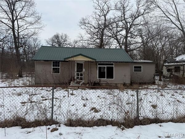 557 Gallatin Drive, Bismarck, MO 63624