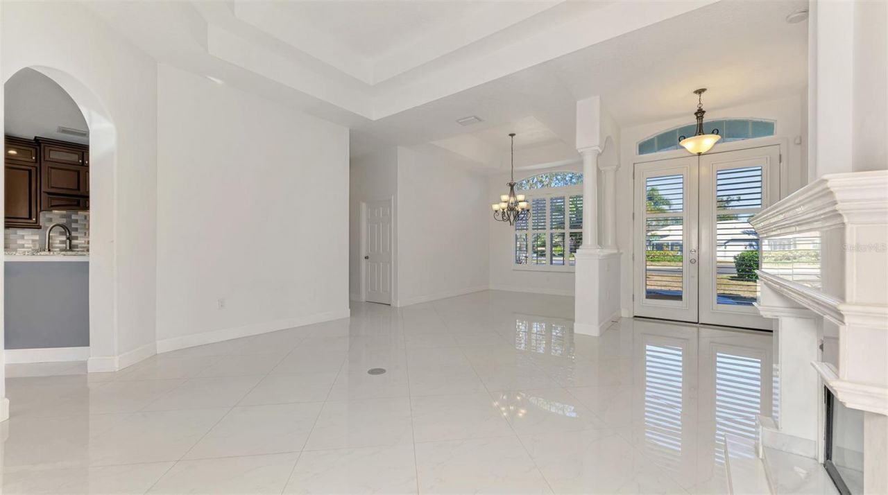 4900 Old Oakleaf Drive, Sarasota, FL 34233 Photo