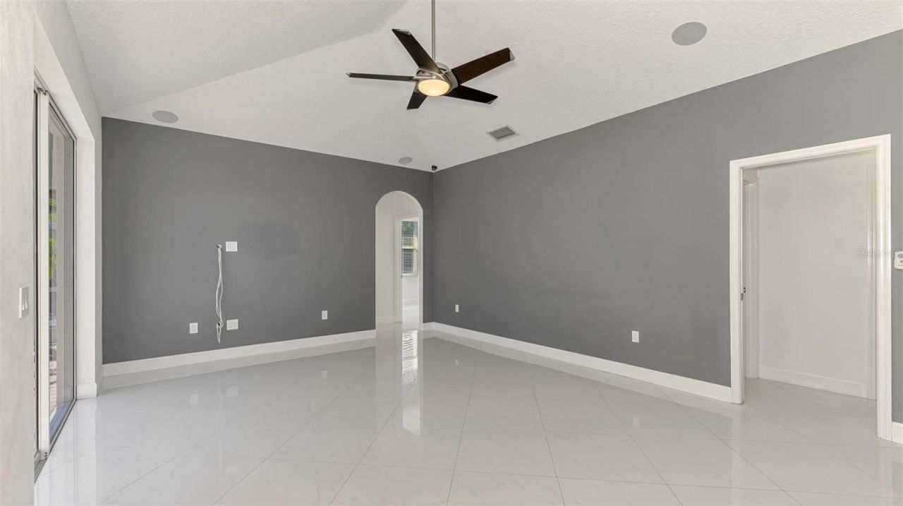 4900 Old Oakleaf Drive, Sarasota, FL 34233 Photo