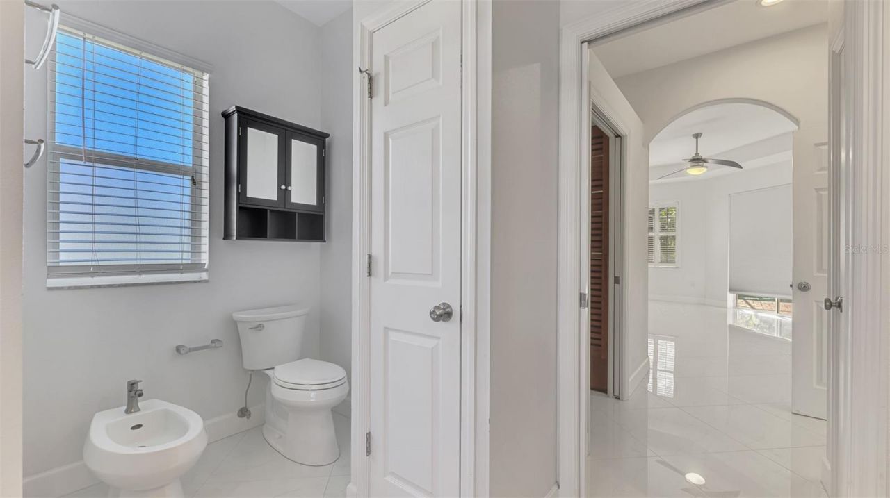 4900 Old Oakleaf Drive, Sarasota, FL 34233 Photo