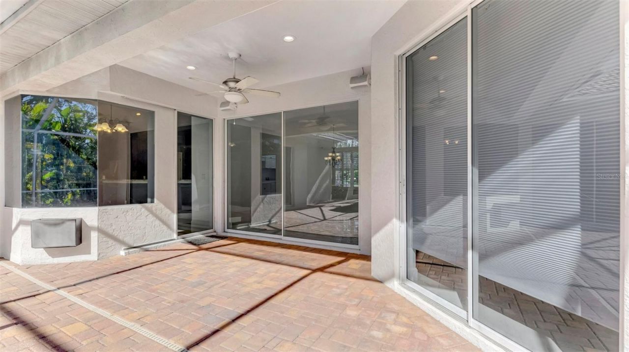 4900 Old Oakleaf Drive, Sarasota, FL 34233 Photo