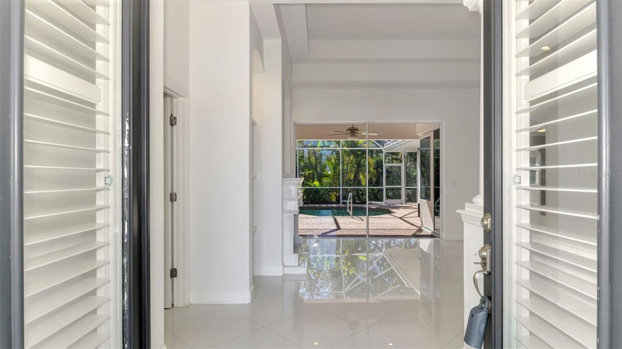 4900 Old Oakleaf Drive, Sarasota, FL 34233 Photo