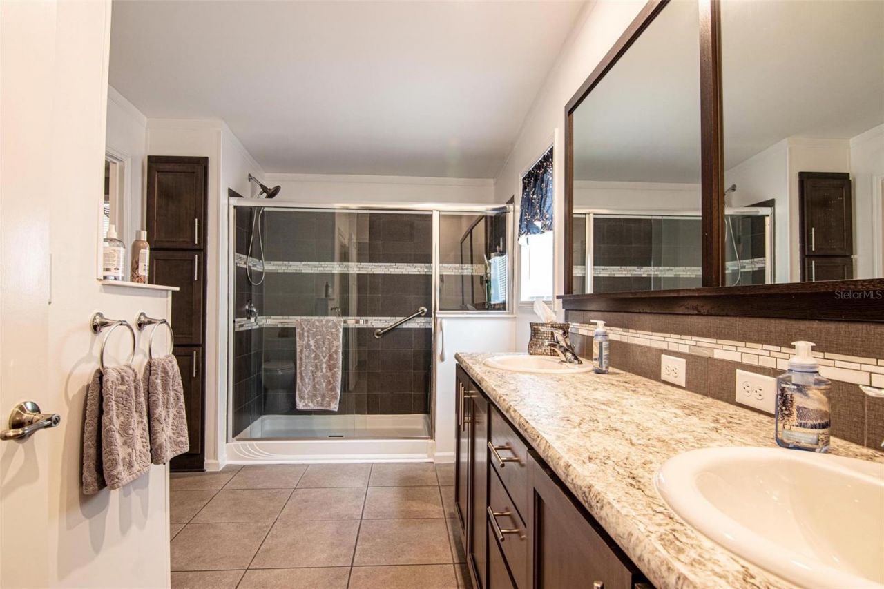 417 Snead Drive, North Fort Myers, FL 33903 Photo