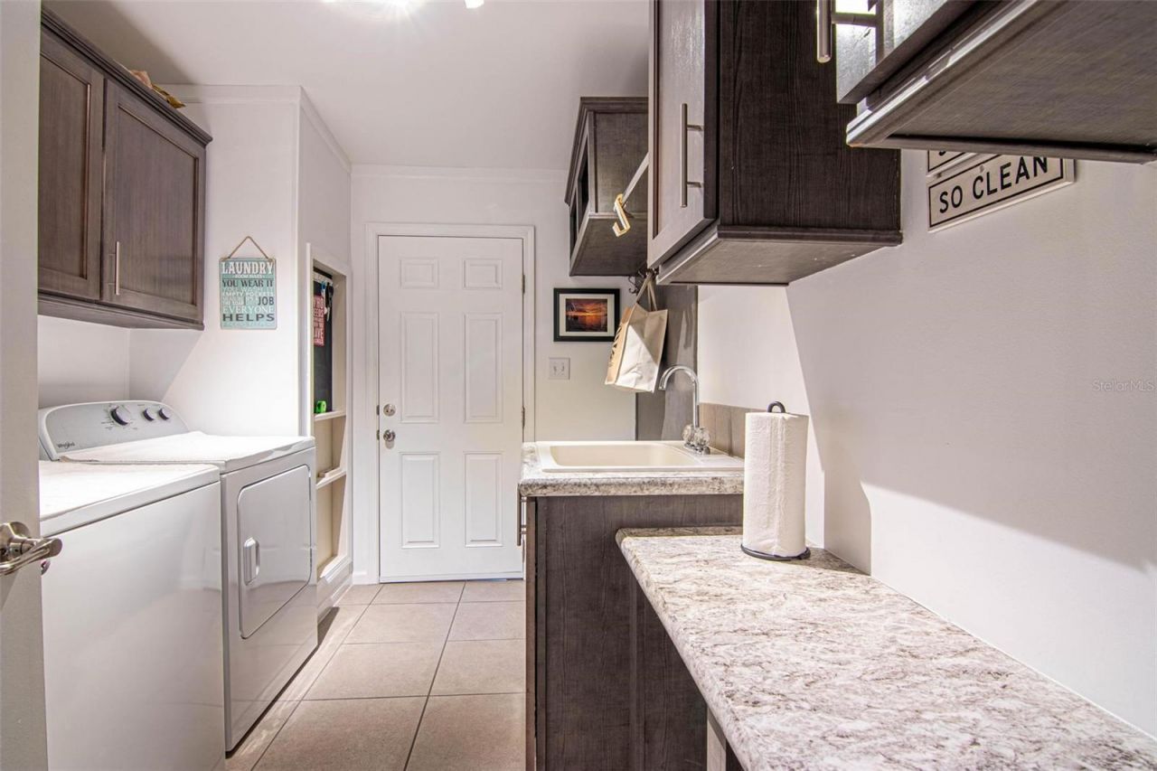 417 Snead Drive, North Fort Myers, FL 33903 Photo