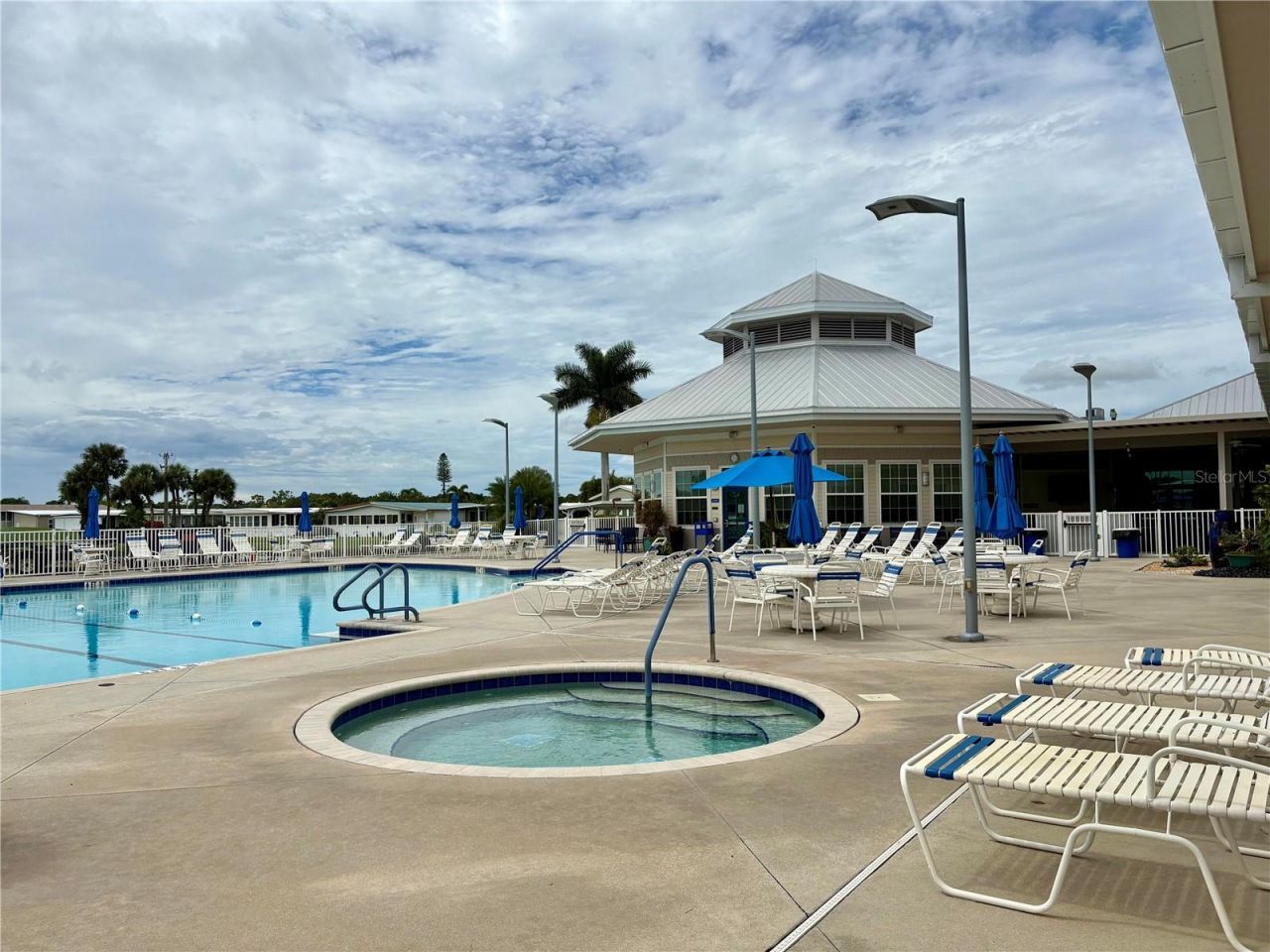 417 Snead Drive, North Fort Myers, FL 33903 Photo