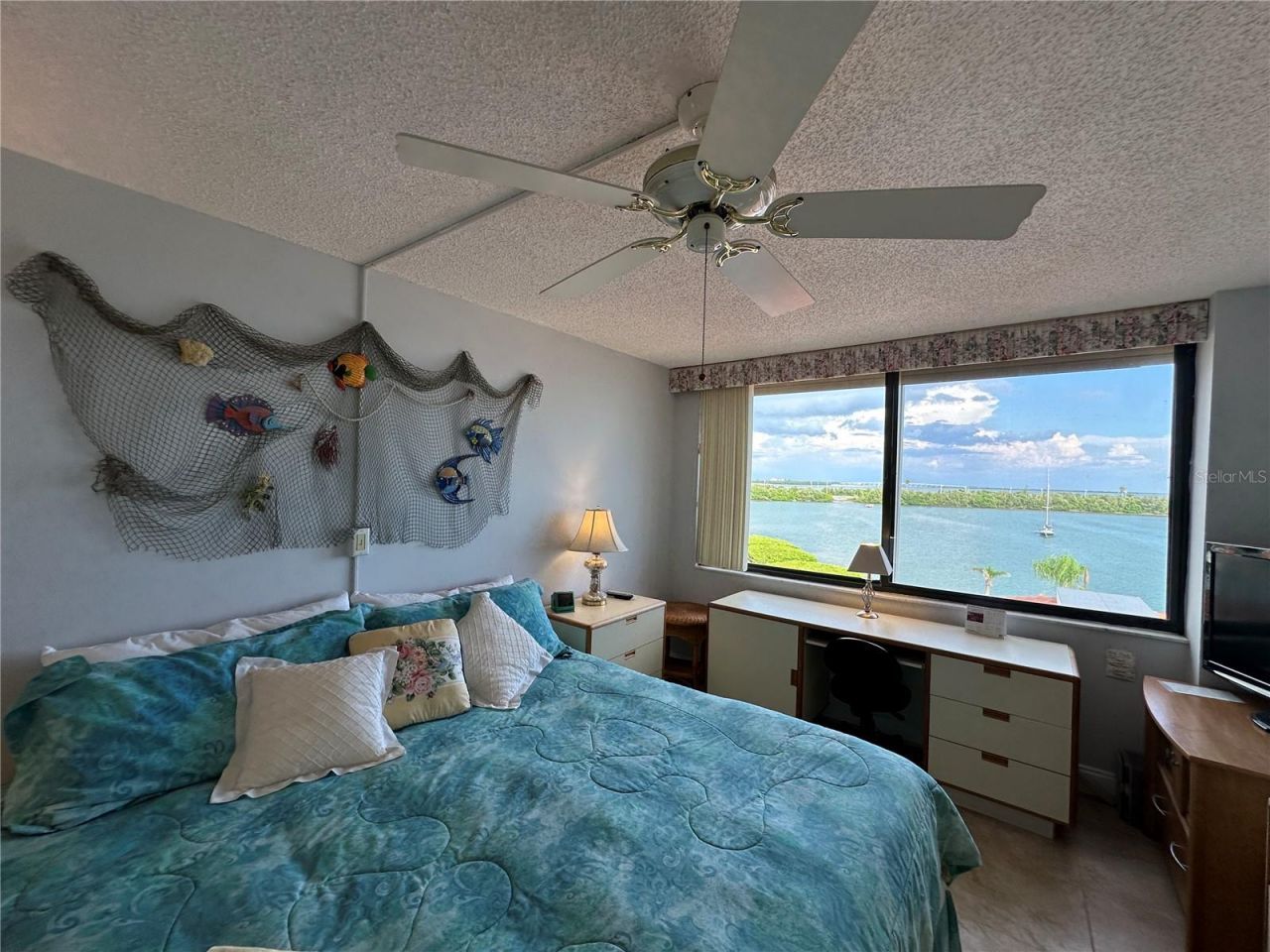 6295 Bahia Del Mar Circle, Unit 408, Saint Petersburg, FL 33715 Photo