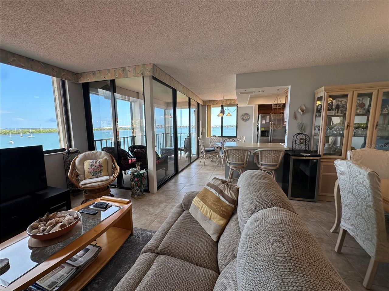 6295 Bahia Del Mar Circle, Unit 408, Saint Petersburg, FL 33715 Photo