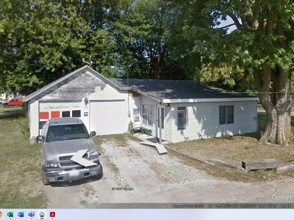 301 S 14 Street, Keithsburg, IL 61442