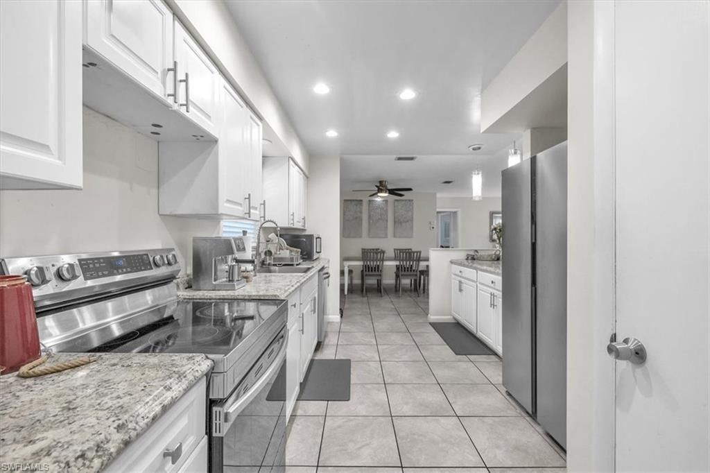 323 Hollywood St, Lehigh Acres, FL 33936 Photo